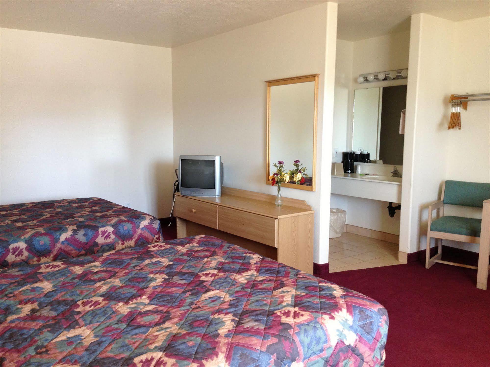 Bryce Way Motel Panguitch Extérieur photo